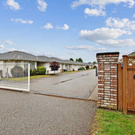 SOC - Sarah Sprietsma & Kelly Lerigny - 3 - 9420 Woodbine St - Chilliwack